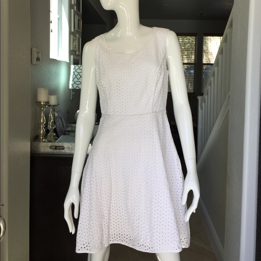 Max Studio White Eyelet Dress Sz 8